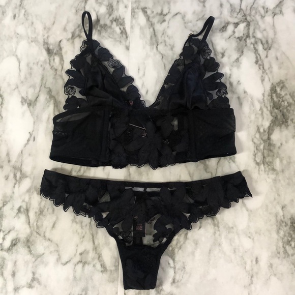 floral lace bra and panty set